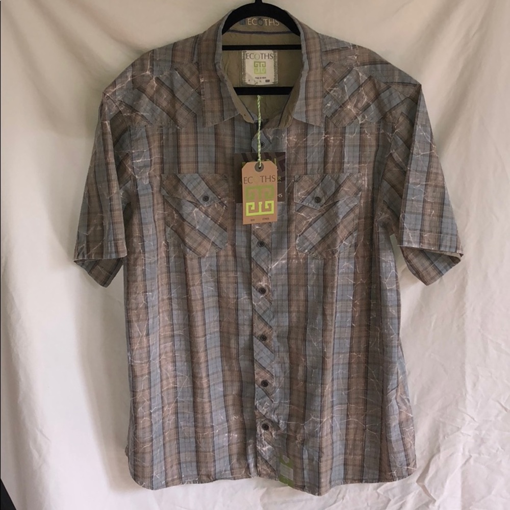 NEW WITH TAGS ON Vintage Style Plaid Button Down